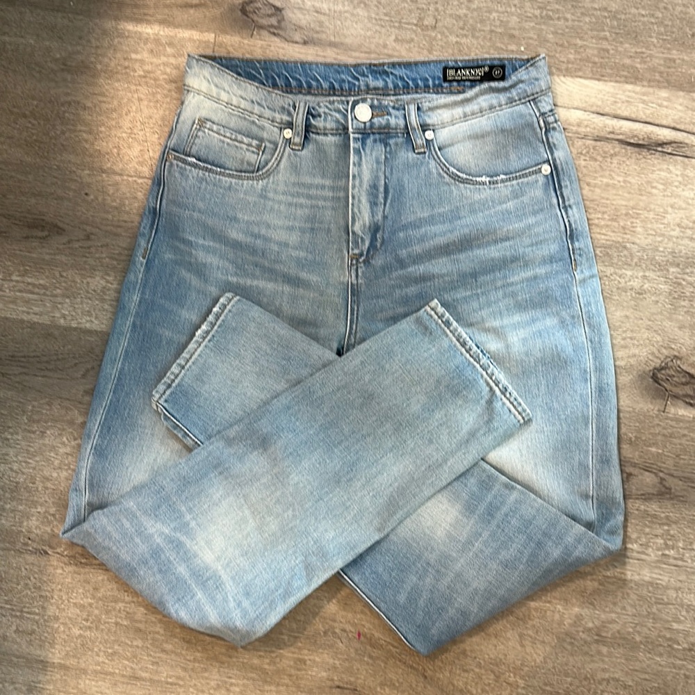 BlankNYC HIGH RISE TAPERED LEG JEANS